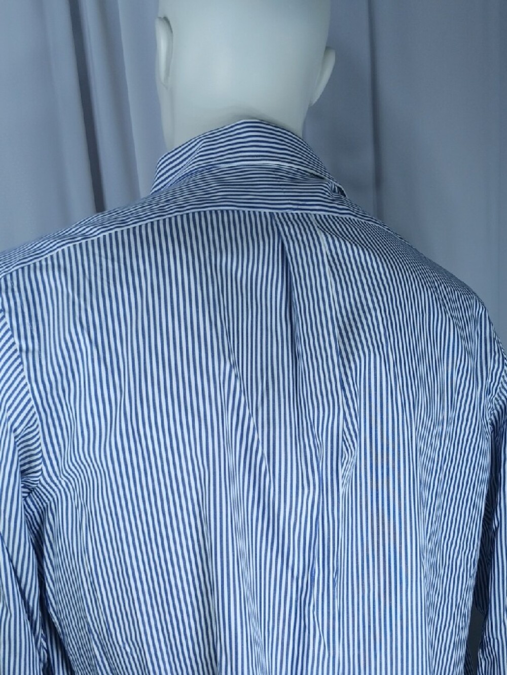 Ralph Lauren Men’s Blue & White Striped cotton Dress Shirt - Picture 6 of 12